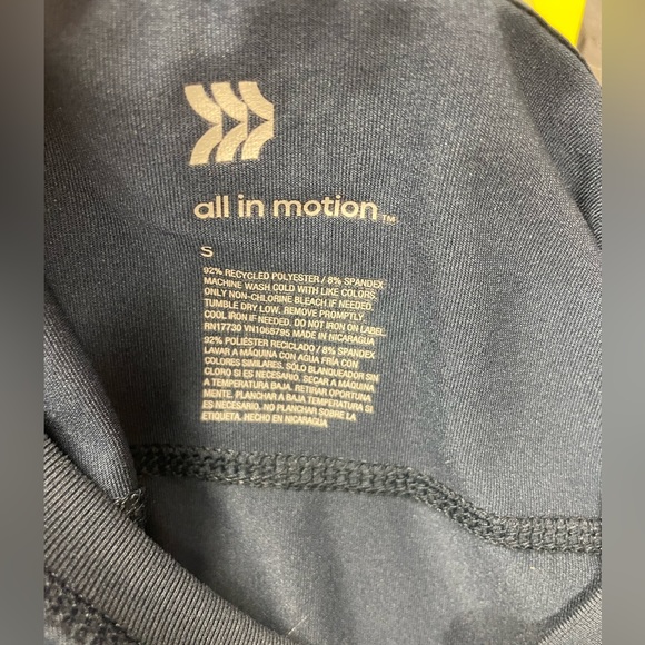 Tank top bundle - Picture 5 of 12